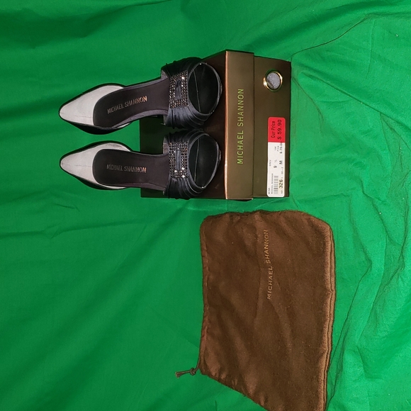 Michael Shannon Shoes - Michael Shannon Heels Size 9.5 Gray